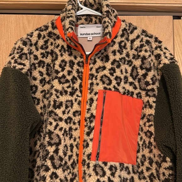 Sundae School Fleece - Picture 3 of 4